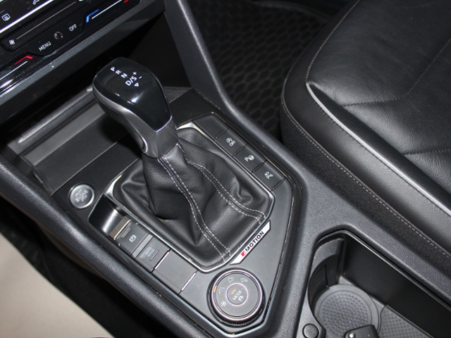 Tiguan R-Line 'Black Style' 4Motion 2.0 TSI DSG 
