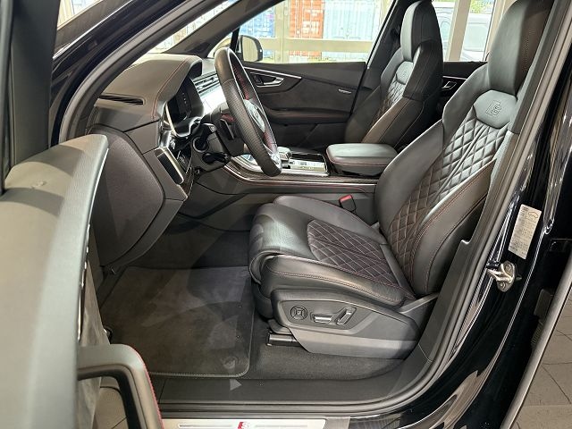 SQ7 4.0 TFSI quattro *AHK,STHZ,PANORAMA,INDIVIDU