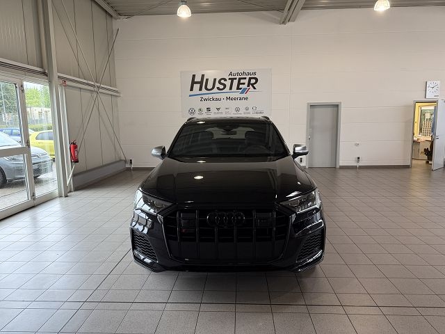 SQ7 4.0 TFSI quattro *AHK,STHZ,PANORAMA,INDIVIDU