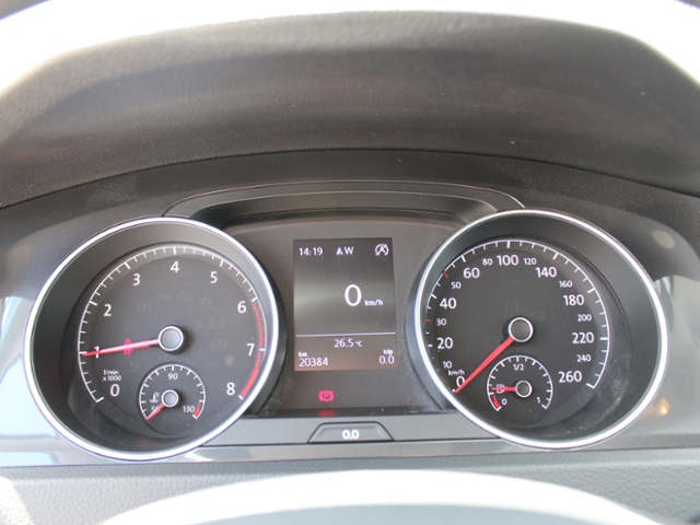 Golf VII Comfortline 1.0 TSI OPF*LED,STHZ,RFK,AC