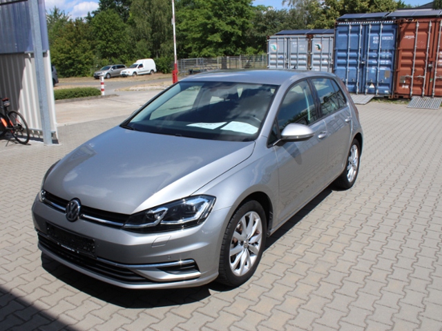 Golf VII Comfortline 1.0 TSI OPF*LED,STHZ,RFK,AC