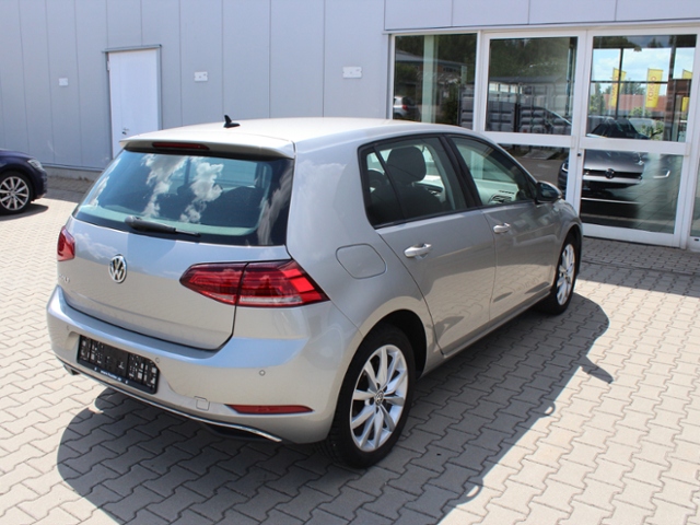 Golf VII Comfortline 1.0 TSI OPF*LED,STHZ,RFK,AC