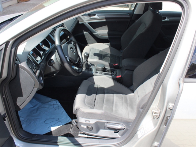 Golf VII Comfortline 1.0 TSI OPF*LED,STHZ,RFK,AC