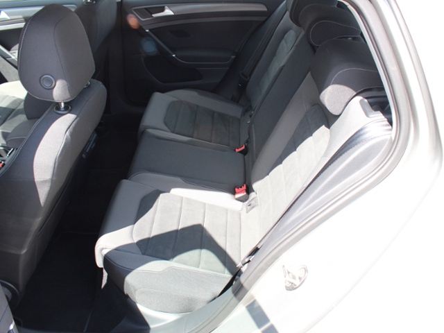 Golf VII Comfortline 1.0 TSI OPF*LED,STHZ,RFK,AC