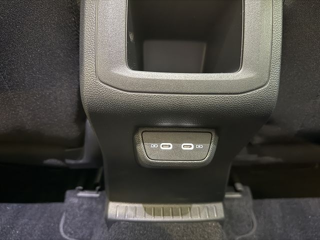 T-Cross Style 1.0 TSI**ACC,NAVI,RFK**