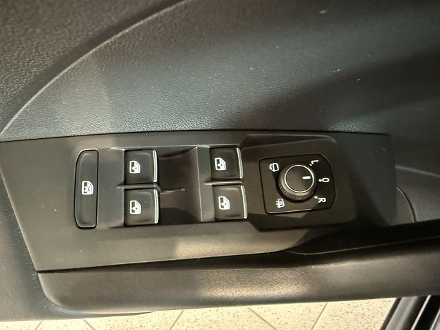 T-Cross Style 1.0 TSI**ACC,NAVI,RFK**