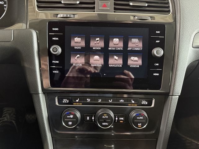 Golf VII Sound 1.5 TSI ACT*STHZ,LED,ACC*