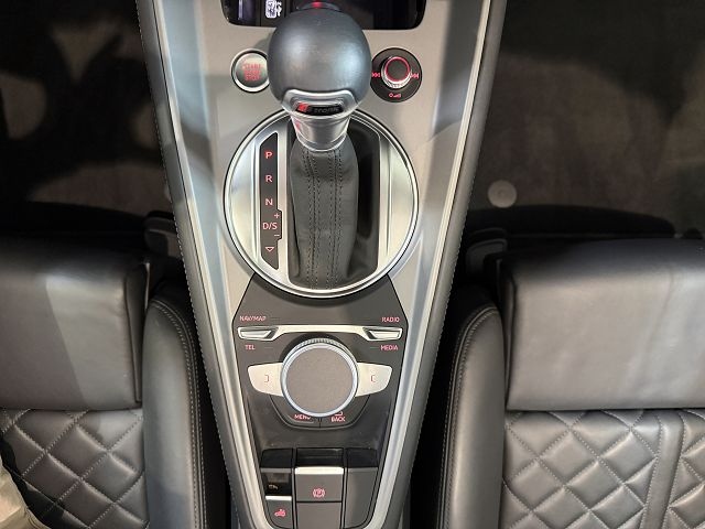 TT Roadster 40 2.0 TFSI S tronic