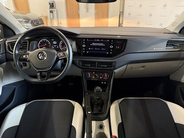 Polo beats R-Line 1.0