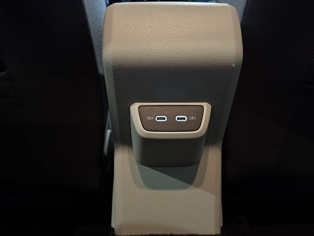 Polo beats R-Line 1.0