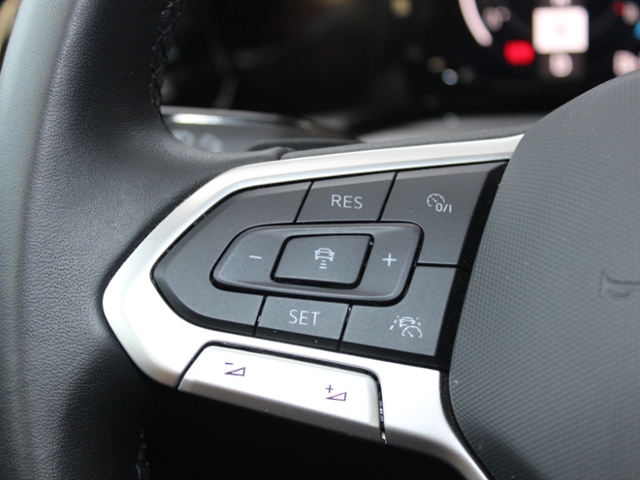 Golf VIII Variant Life 1.5 eTSI ACT DSG**LED PLU