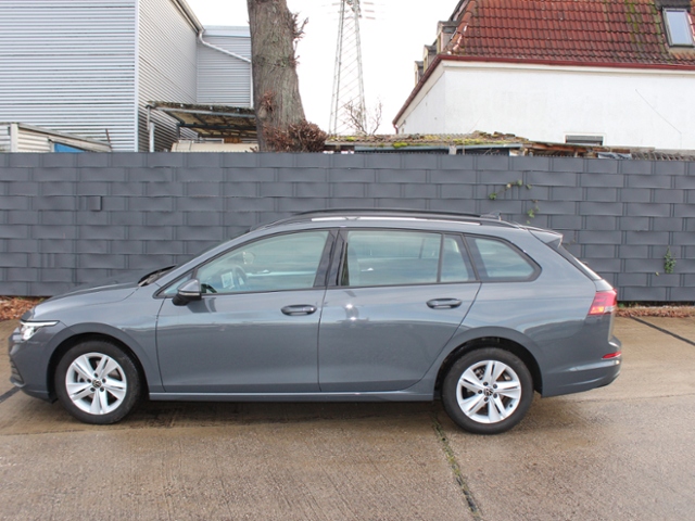 Golf VIII Variant Life 1.5 eTSI ACT DSG**LED PLU