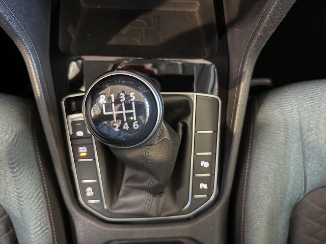 Golf Sportsvan IQ.DRIVE 1.5 TSI OPF *STHZ,AHK,AC