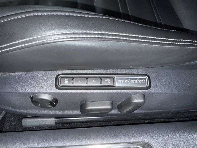 Passat Variant 'R-Line Edition' 4Motion 2.0 TDI