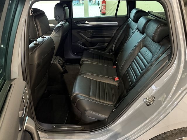 Passat Variant 'R-Line Edition' 4Motion 2.0 TDI