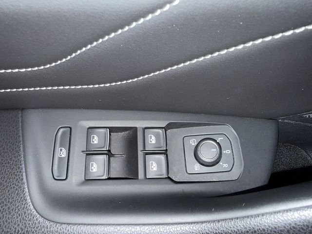 Passat Variant 'R-Line Edition' 4Motion 2.0 TDI