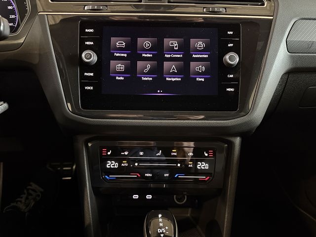 Tiguan R-Line 'BLACK STYLE' 1.5 TSI DSG OPF *ACC