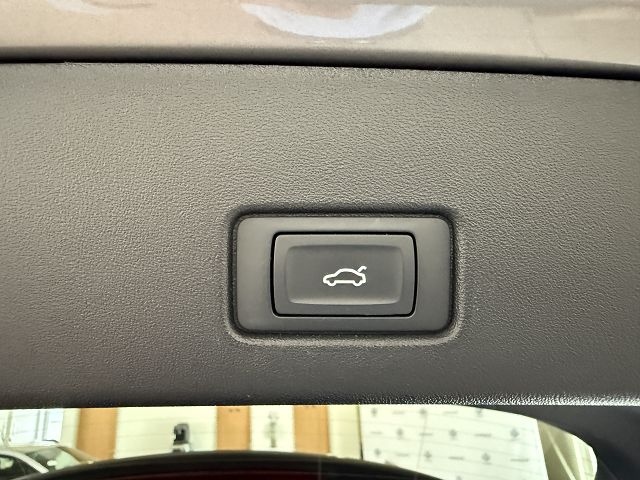 Q4 40 e-tron *Panorama,S-Line Int.,LED* basis