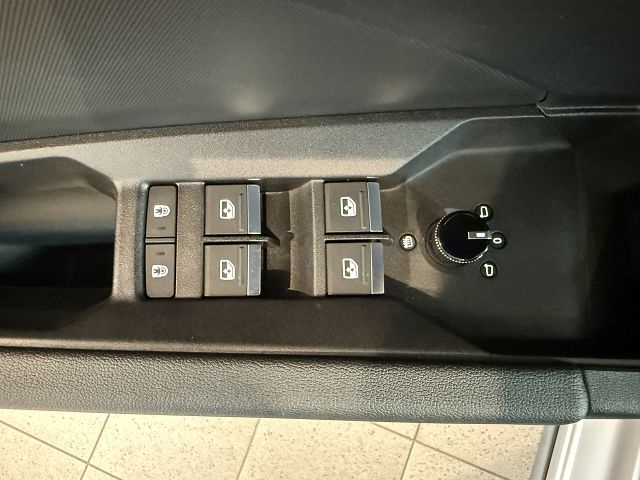 Q4 40 e-tron *Panorama,S-Line Int.,LED* basis