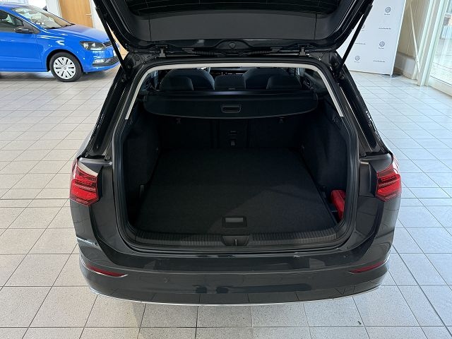 Golf VIII Variant Style 2.0 TDI DSG**MATRIX,AZV*