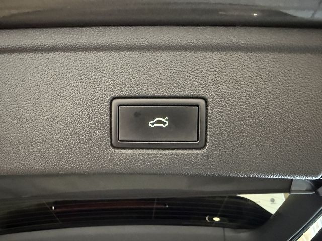 Touareg R-Line *BLACK STYLE* 3.0 V6 TDI 4Motion 