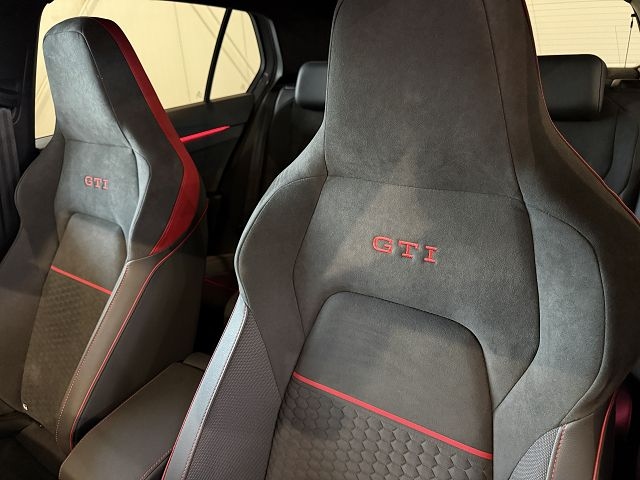 Golf VIII GTI Clubsport PERFORMENCE 2.0 TSI DSG 