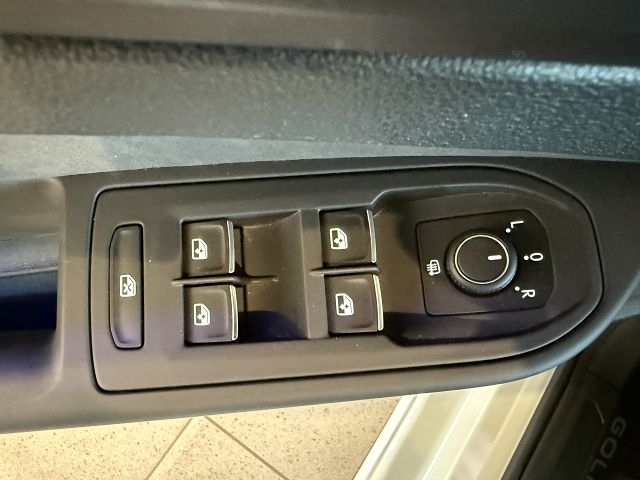 Golf VIII Variant 1.5 Style  TSI**STHZ**