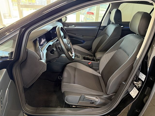 Golf VIII Active 1.5 eTSI DSG *ACC,LED,APP,NAVI*