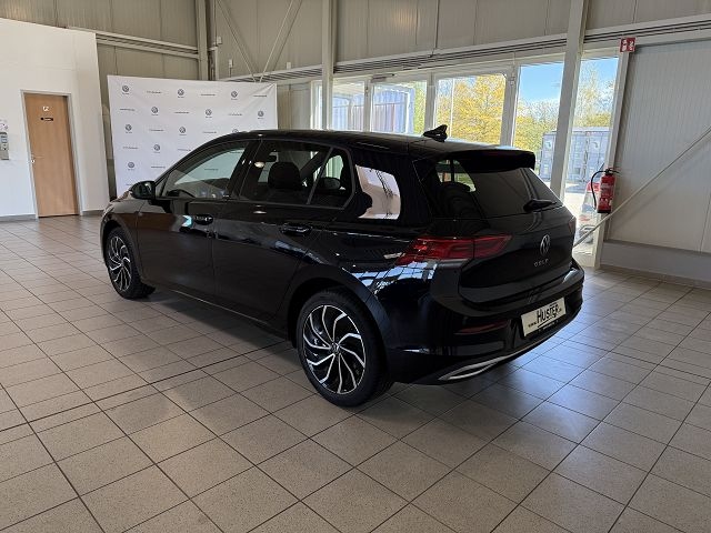 Golf VIII Active 1.5 eTSI DSG *ACC,LED,APP,NAVI*
