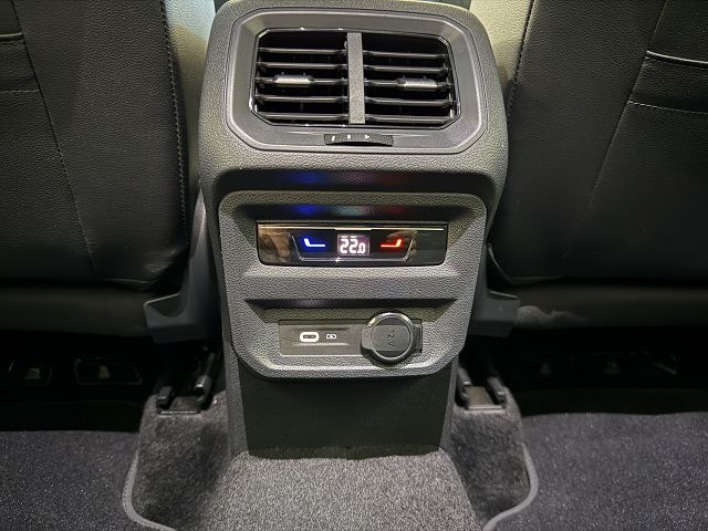 Tiguan Allspace R-Line 2.0 TSI DSG 4Motion *LEDE