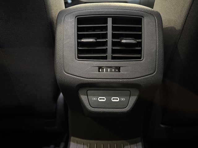 T-Roc Style 1.5 TSI DSG OPF *LED-PLUS,AHK,ACC,NA