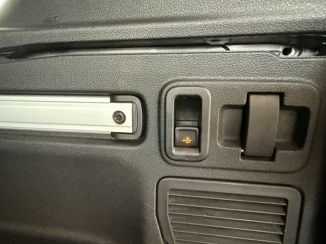 Touran Active 1.5 TSI DSG *LED,DCC,ACC,AHK,STHZ*