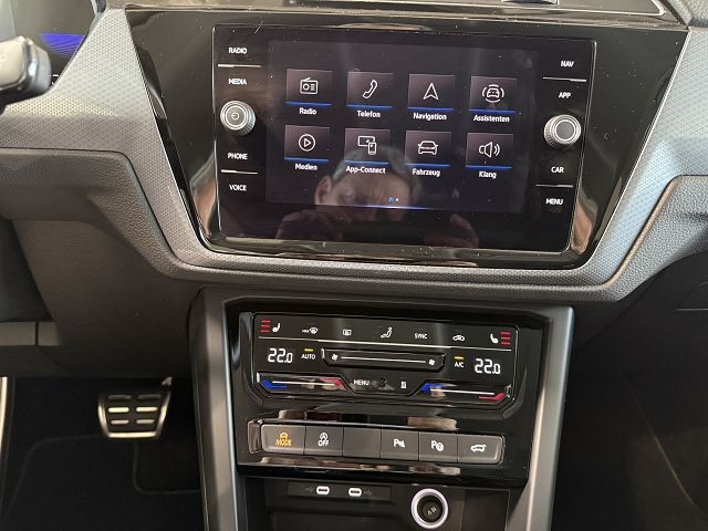 Touran Active 1.5 TSI DSG *LED,DCC,ACC,AHK,STHZ*