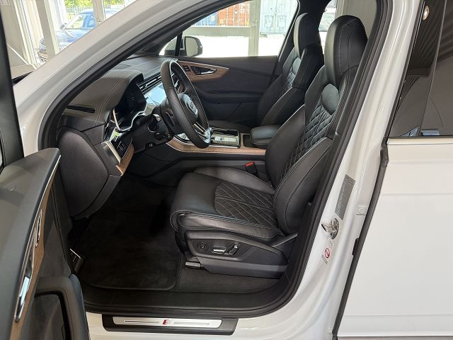 Q7 50 3.0 TDI quattro S line *STHZ,AHK,LASER,B&O