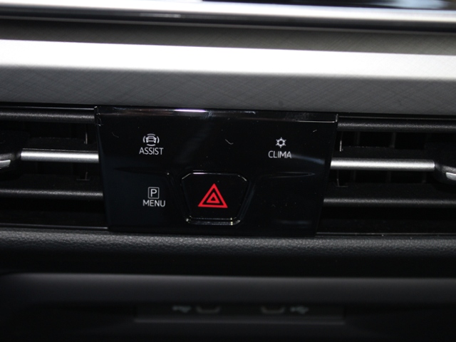 Golf VIII Life 1.5 TSI **NUR 3245 km**