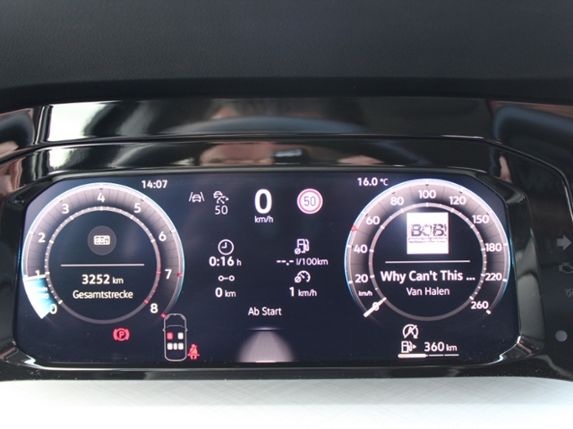 Golf VIII Life 1.5 TSI **NUR 3245 km**