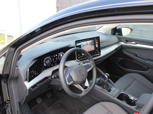 Golf VIII Life 1.5 TSI **NUR 3245 km**