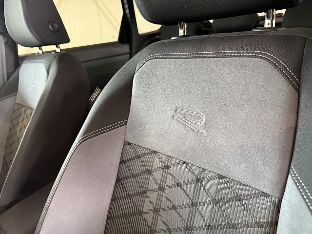 Taigo R-Line 'Black Style' 1.0 TSI OPF *MATRIX,R