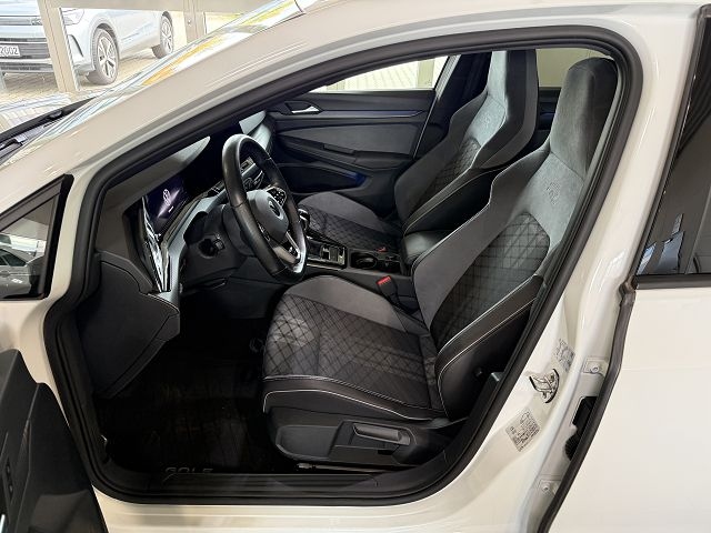 Golf VIII Variant R-Line 1.5 TSI OPF *ACC,AHK,RF
