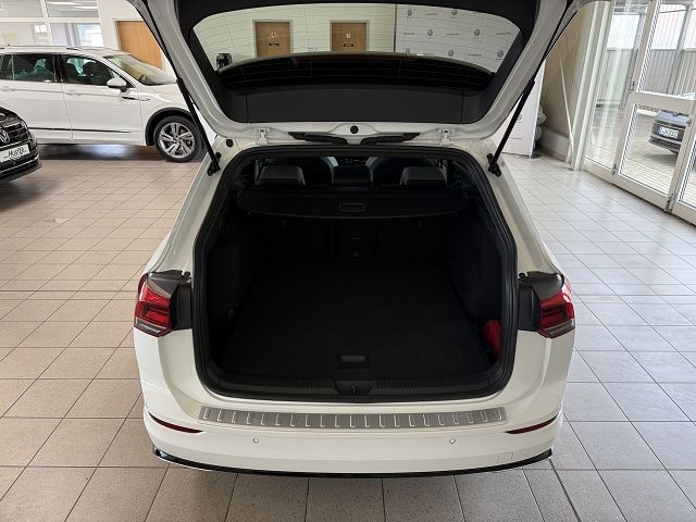 Golf VIII Variant R-Line 1.5 TSI OPF *ACC,AHK,RF