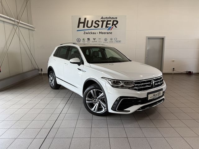 Tiguan R-Line 4Motion 2.0 TDI DSG *PANO,AHK,ACC,
