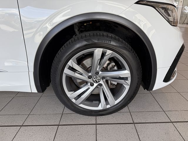 Tiguan R-Line 4Motion 2.0 TDI DSG *PANO,AHK,ACC,