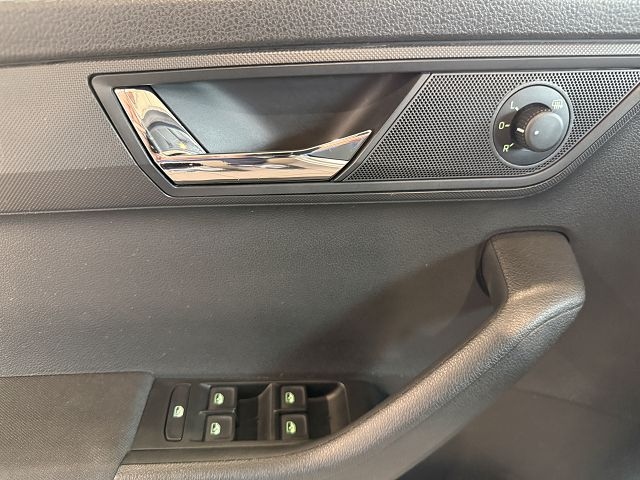 Fabia Combi Soleil 1.0 TSI DSG*AZV,LED*