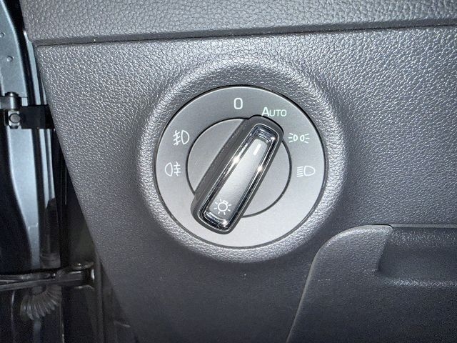 Karoq Style 1.5 TSI ACT*LED,RFK,GRA*