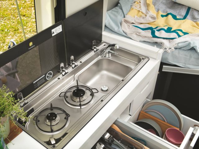 cr1504-vw-grand-california-kitchen-stove-4x3-2560x1920